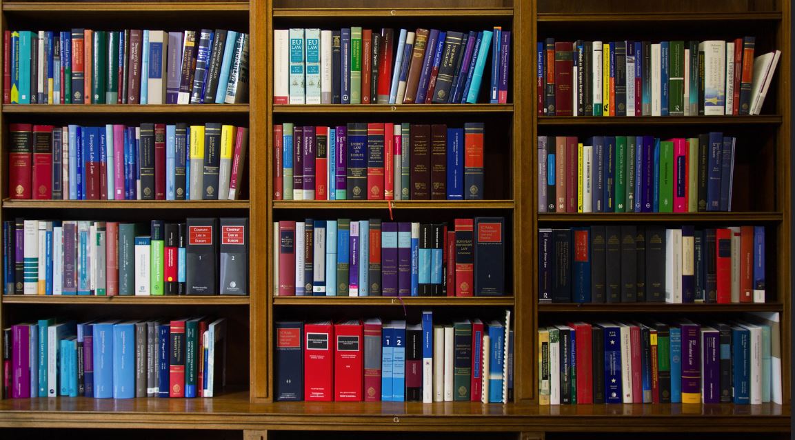 Why Conventional Law Books Outshine eBooks in Research and Retaining Information