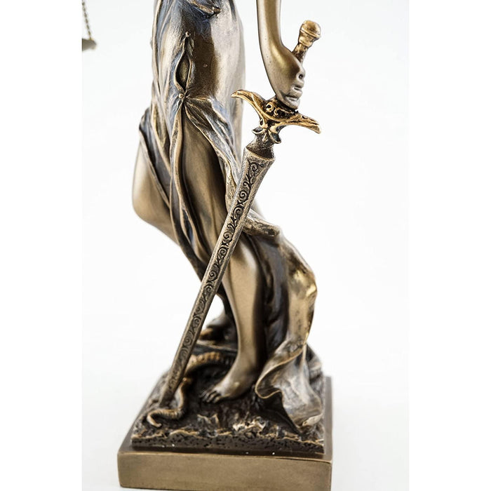 Lady of Justice / Themis